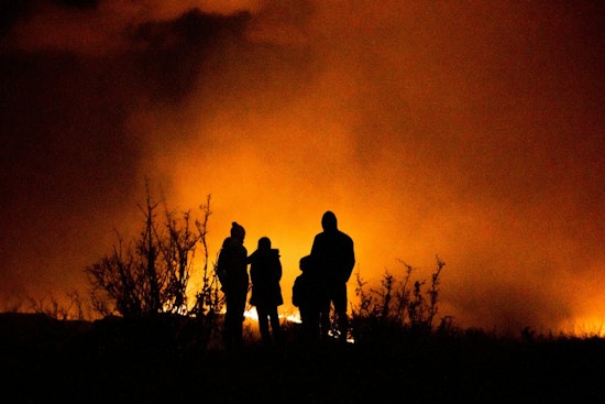 Raging Canyon Fire Consumes 4,800 Acres in Ventura and Los Angeles Counties, Thousands Evacuated as Battle Intensifies