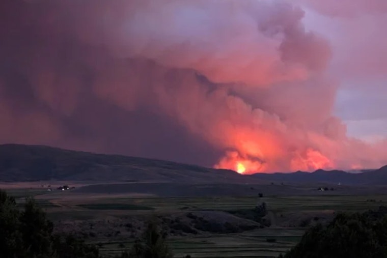Rifle Correctional Center Evacuates 179 Inmates Amid Lee Fire Threat in Colorado