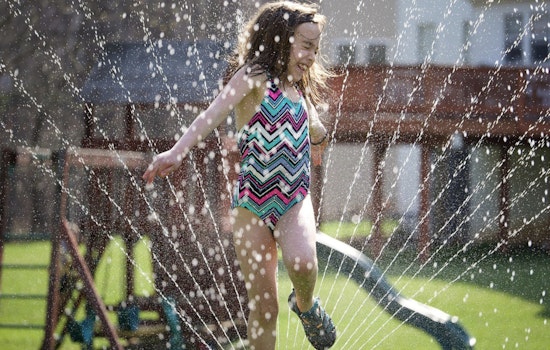 “Rio Manhattan” Draws Attention as Washington Heights’ Unofficial Water Park Goes Viral