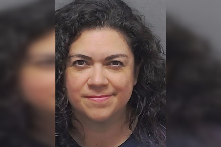 San Antonio Mother Arrested for Overstaying Speaking Time at Edgewood ISD Board Meeting