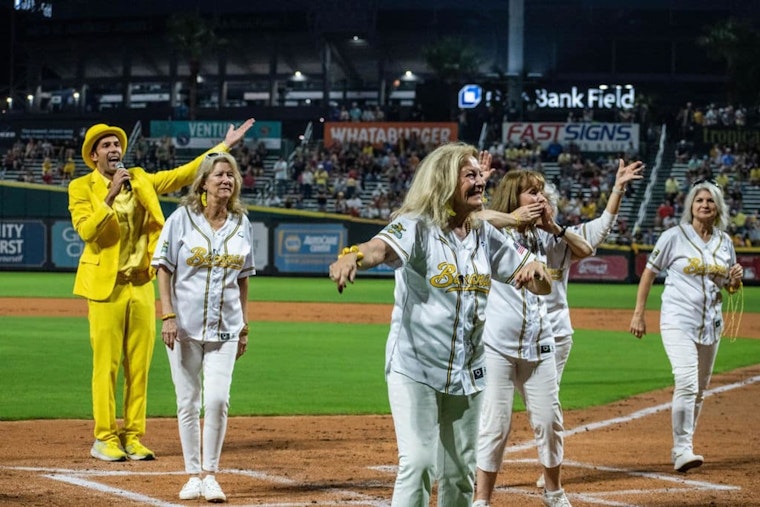 Savannah Bananas Take Chicago by Storm with Sold-Out Shows and Electric Atmosphere at Rate Field