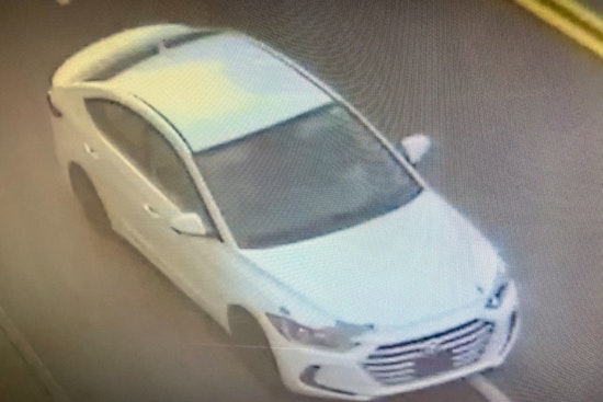 Seattle Police Investigate Fatal Shooting in University District, Suspect Flees in White Hyundai