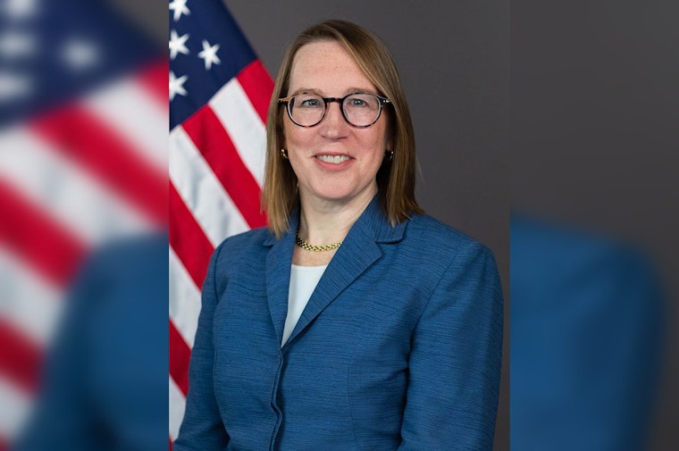 SEC Commissioner Hester Peirce Advocates for Financial Privacy Reforms in Blockchain Era