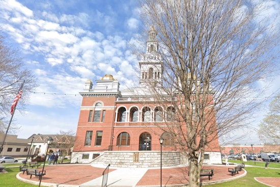 Sevier County Celebrates Soaring Tourist Spending in 2024, Ranks Third in Tennessee for Visitor Revenue