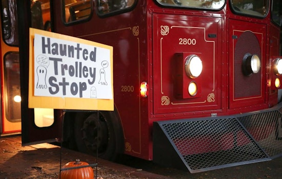 Spooktacular Haunted Trolley Tour Brings Ghostly History to Life in Downtown Raleigh
