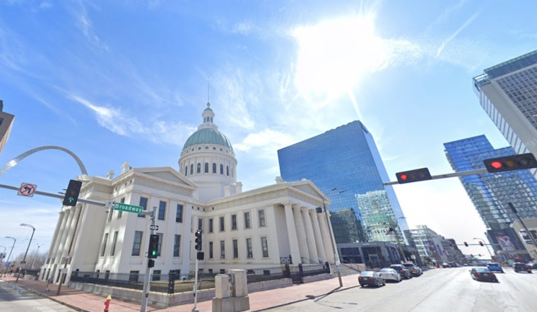 St. Louis Enjoys Sunny Skies and Warm Temperatures as NWS Issues Brief Thunderstorm Alert for Missouri and Illinois