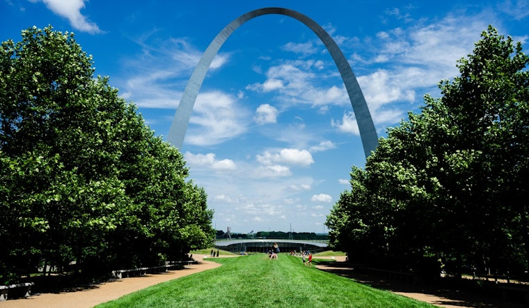 St. Louis Welcomes Comfortable 82-Degree High with Light Breeze as NWS Reports a Pleasant Week Ahead