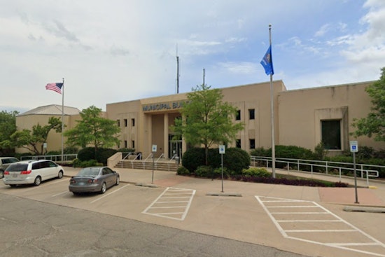 Stillwater Police Urge Direct 911 Calls for Emergencies Ahead of Academic Year Start