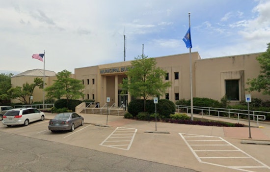 Stillwater Police Urge Direct 911 Calls for Emergencies Ahead of Academic Year Start