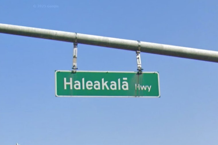 Structure Fire Closes Haleakala Highway in Maui Sunday Morning