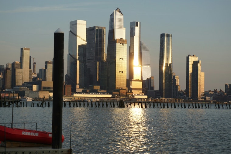 Sunny Summer Days Ahead as New York Boroughs Set to Enjoy Mild Weather and Clear Skies