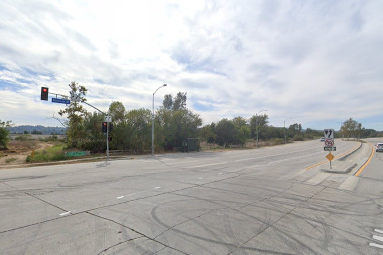 Swift Action by LAFD Halts 4-Acre Brush Fire in Sepulveda Basin, No Injuries Reported
