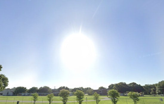 Tampa Bracing for Sweltering Heat and Daily Thunderstorms, NWS Advises Caution