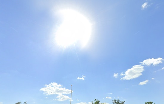 Tampa Residents Prepare for Soaring Heat and Thunderstorms, NWS Advises Caution