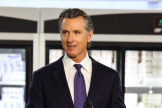 Texas Democrats Rally with Newsom in Sacramento Over Redistricting Battle