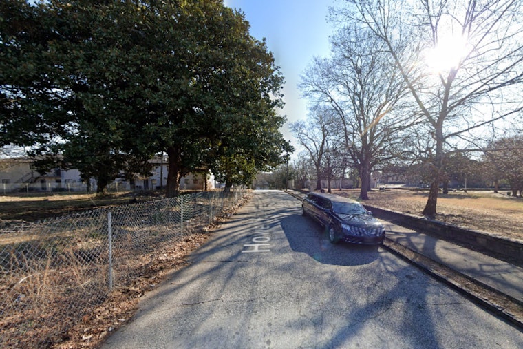 Tree Removal to Temporarily Close Howell Place SW in Atlanta – Plan for Detours and Delays on August 21