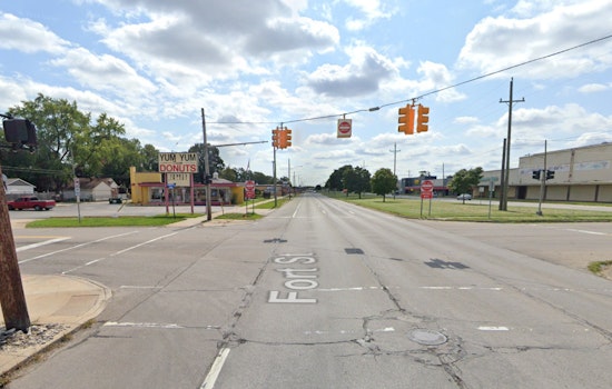 Two Teen Cousins in ICU After Being Struck by Car in Lincoln Park, Michigan