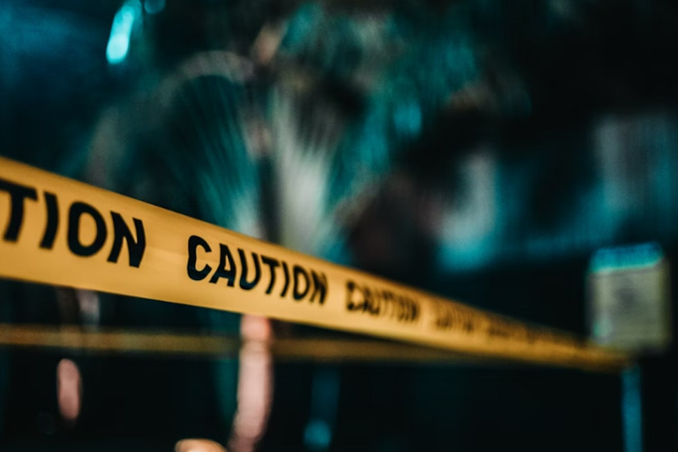 Unidentified Body Found Floating in Willamette River Near I-205 Bridge, Clackamas County Officials Investigate