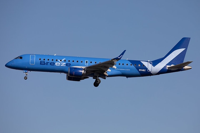 Unruly Passenger Forces Emergency Landing of Breeze Airways Flight En