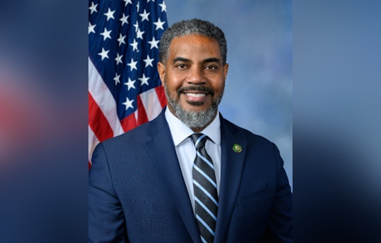 U.S. Rep. Steven Horsford Denied Entry to ICE Detention Center in Pahrump, Nevada Amid Transparency Concerns