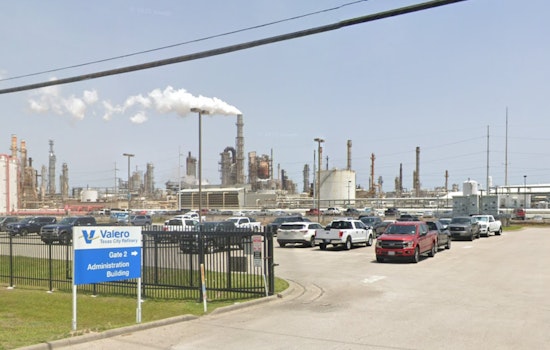 Valero Facility in Texas City Restarts After SO2 Emission Scare, Air Declared Safe by Officials