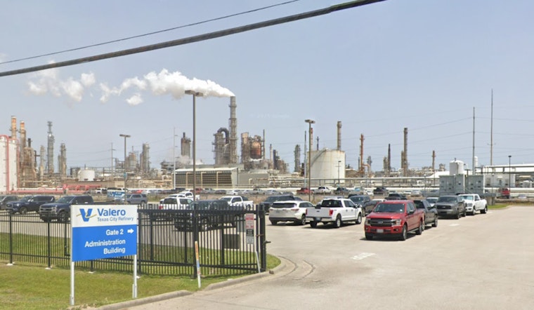 Valero Facility in Texas City Restarts After SO2 Emission Scare, Air Declared Safe by Officials