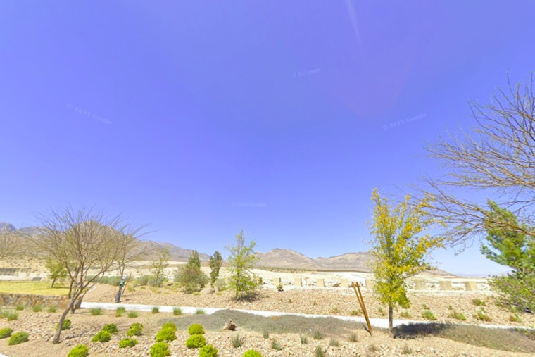 Warm and Dry Weekend Expected in Las Vegas with Midweek Monsoonal Moisture Increase