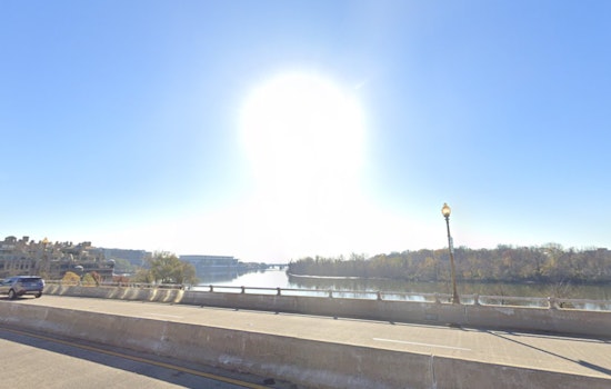 Washington D.C. Basks in Mild Weather with Clear Skies and Gentle Breezes