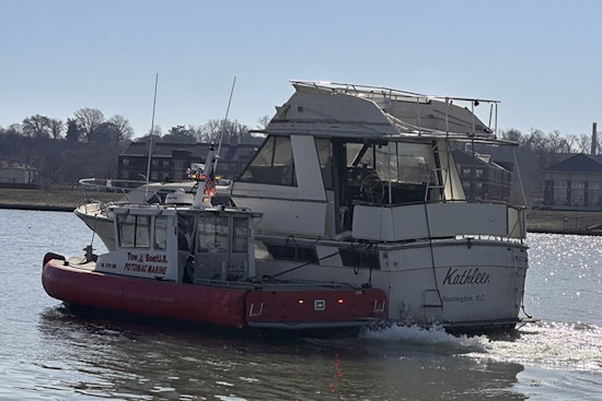 Washington D.C. Moves Forward in Anacostia River Clean-Up, Extracting Derelict Boats and Large Debris
