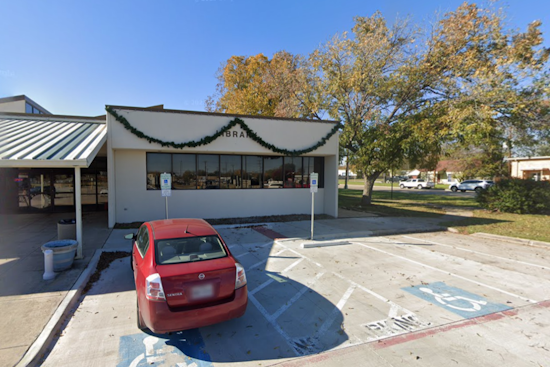 White Settlement Community Services Invites Craft Enthusiasts to Candle Painting Club Meeting