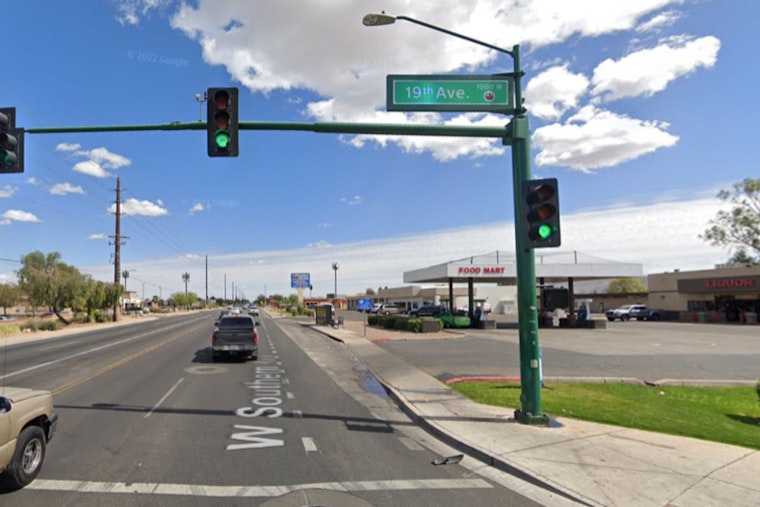 Woman Detained in South Phoenix Double Stabbing, Two Men Hospitalized, One with Life-Threatening Injuries