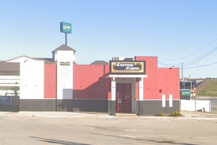 Woman Shot While Trying to Break Up Fight Outside San Antonio Nightclub, Police Search for Unidentified Shooter