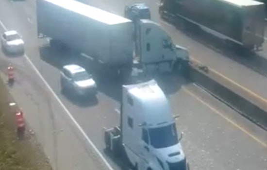 18-Wheeler Crash on I-55 Near Memphis Leads to Northbound Lane Closures and Major Delays