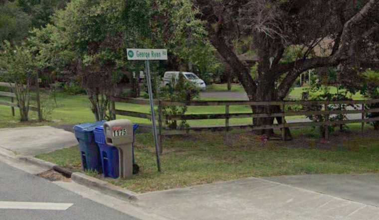22-Year-Old Tree Service Worker Killed by Falling Tree Trunk in DeLand, Volusia County
