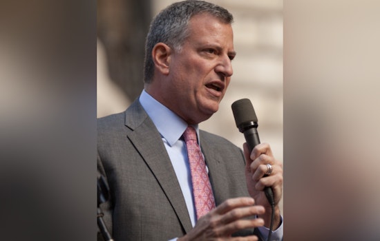 Former NYC Mayor Bill de Blasio Endorses Zohran Mamdani in Mayoral Race