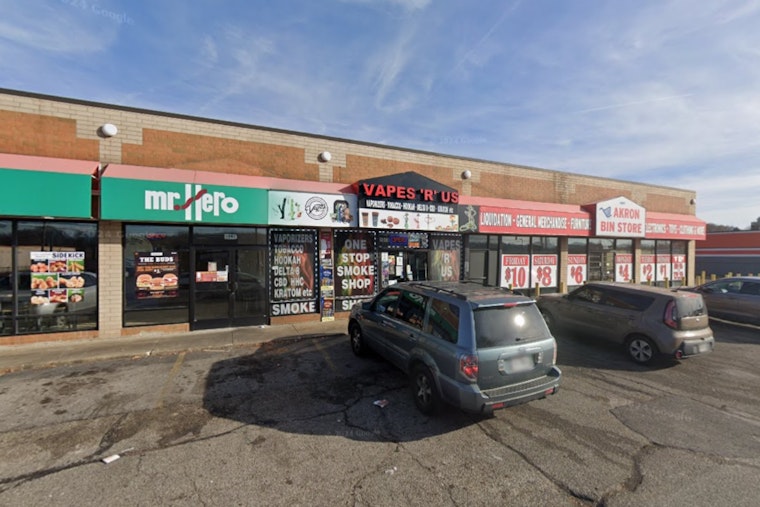 Akron Police Search for Suspect After Man Shot Outside Vape Shop on South Hawkins Avenue