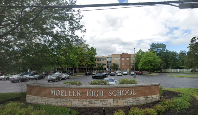 Archbishop Moeller Continues Dominance Over St. Xavier with Decisive 30-13 Victory in Cincinnati High School Football Showdown