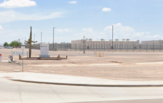 Arizona Politicians Rally to Halt Deportation of Local Mother and Business Owner Kelly Yu