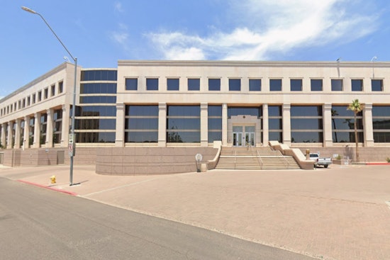 Arizona Supreme Court Rules Homeowners Can Assign Warranty Claims to HOAs in Landmark Decision