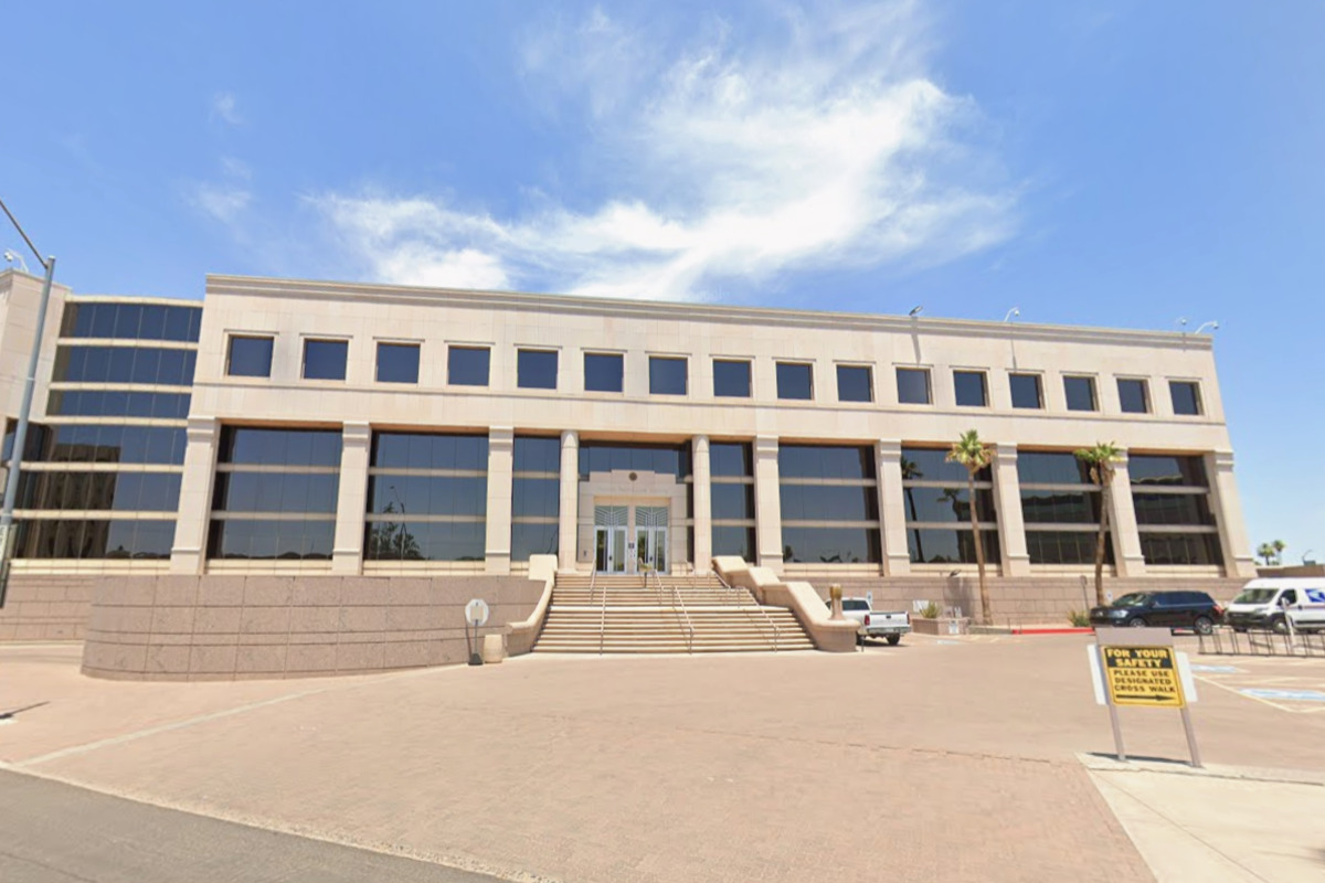 Arizona Supreme Court Strikes Down Statute, Upholds Right to Sue