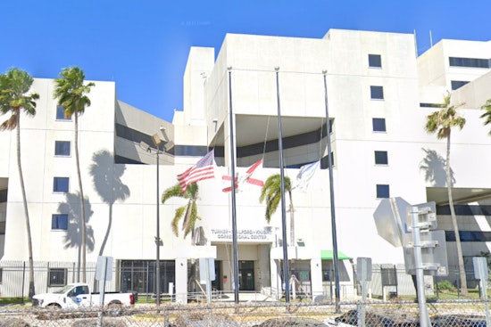 Armed Man Accused of Terrorizing Pedestrians in Downtown Miami Park, Police Quick to Arrest