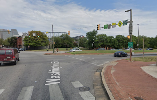 Baltimore Mother Falls Victim to $900 Cash App Scam by Squeegee Worker at Busy Intersection