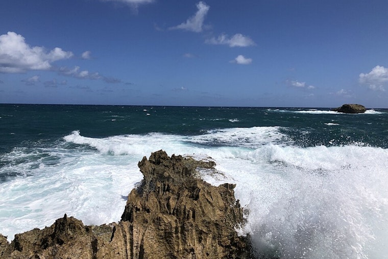 Boaters Rescued Near Laie Point by Honolulu Fire Department and Ocean Safety After Vessel Loses Power