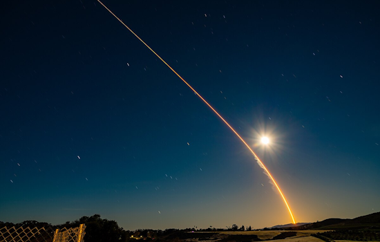 Bright Fireball Streaking Across Night Sky from Reno to Bay Area Identified as Starlink Satellite Reentry
