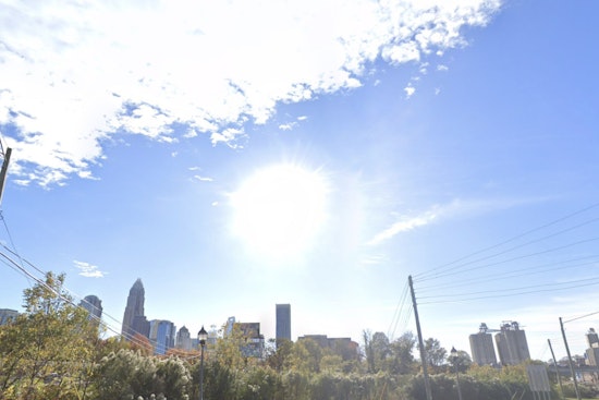Charlotte Basks in Sunny Skies and Warm Temperatures as Summer Holds On