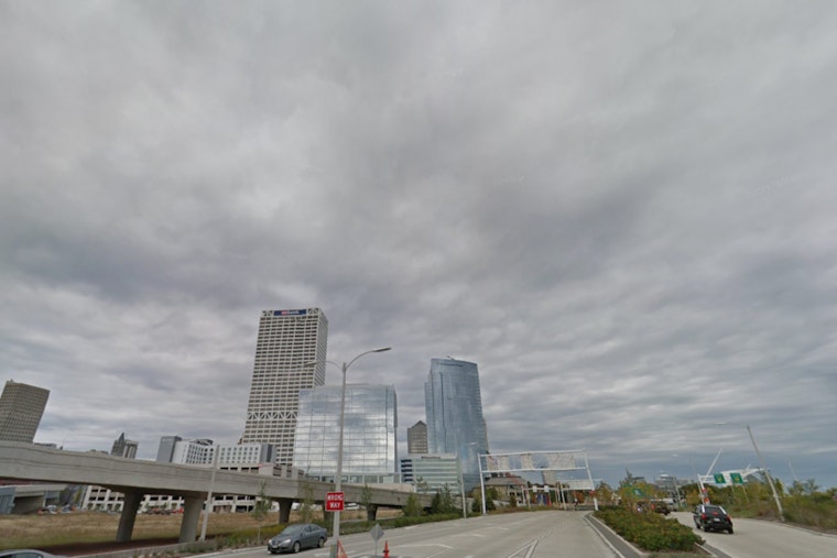 Cloudy Skies and Mild Temperatures Greet Milwaukee with Potential for Weekend Showers