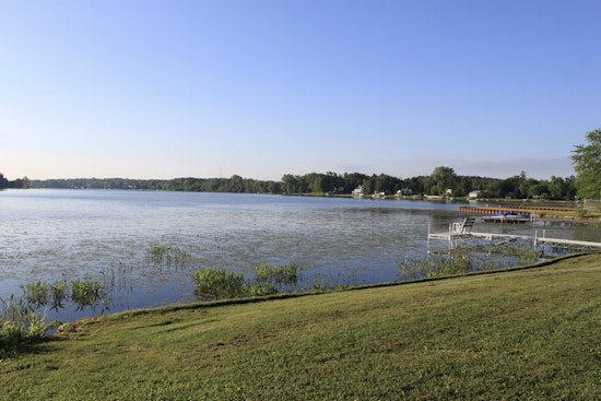 Community Mourns as 62-Year-Old Man Drowns in Pleasant Lake, West Bloomfield