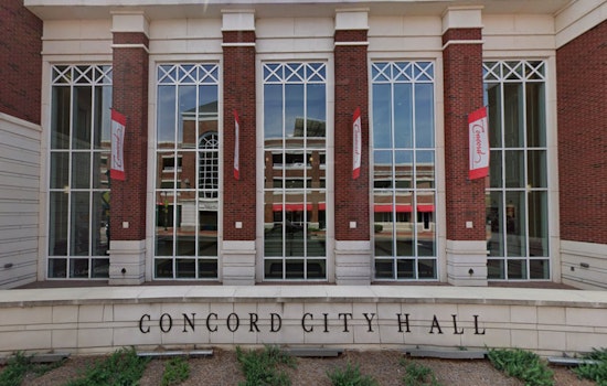 Concord Celebrates With 28th Annual Tree Lighting and 97th Christmas Parade, Sponsored by Eli Lilly