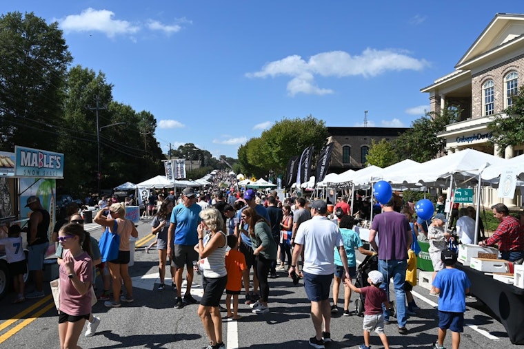 Crabapple Fest to Bring Art, Antiques, and Family Fun to Downtown Milton this October
