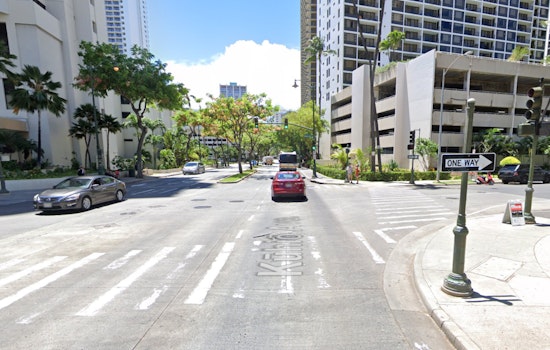 Critical Assault at Waikīkī Bus Stop Leaves 65-Year-Old Man with Severe Injuries, Police Seek Witnesses